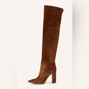 Gianvito Rossi Milano Pointed Toe Heeled Boot